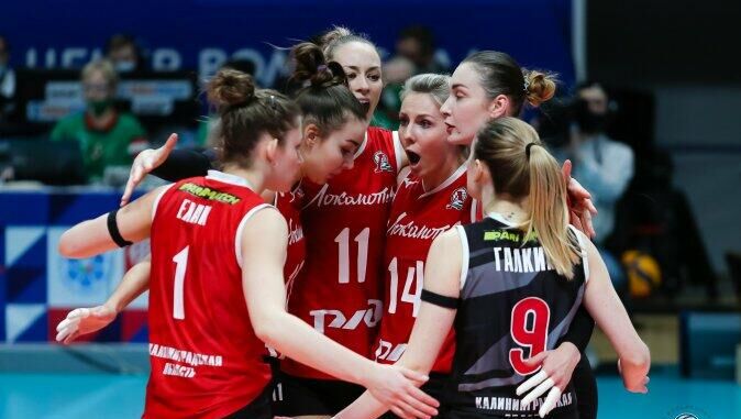 Волейболистки "Локомотива" обыграли "Корабелку" в матче Суперлиги