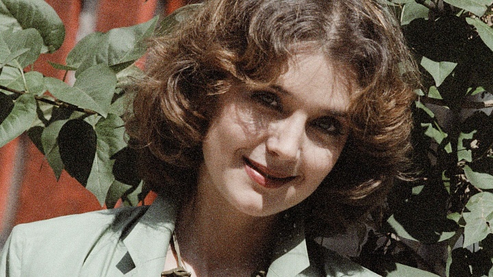 Путин поздравил актрису Алферову с юбилеем